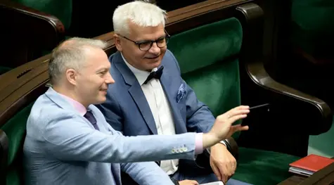 Zmiany na rynku FOREX! Czy kupować już euro? Sprzedawać dolary? Złoty zaskoczy? Eksperci sprawdzają co dalej z kursami walut EUR/PLN, USD/PLN, EURUSD