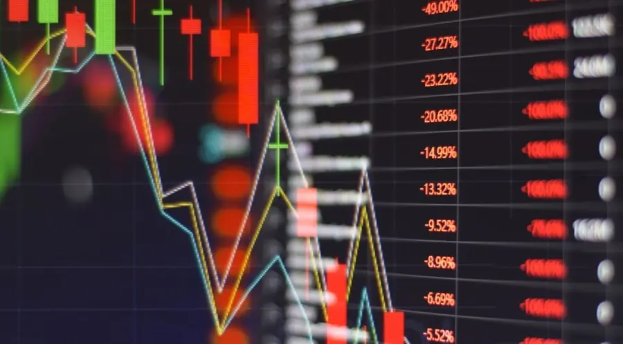 Wall Street pociągnięte w dół przez spółki technologiczne. Akcje CEZ spadły w ciągu dnia najbardziej od maja 2014 r. | FXMAG INWESTOR