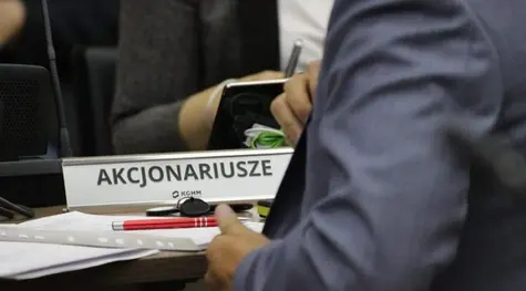 Więcej władzy w rękach akcjonariuszy, pensje zarządu bez tajemnic i droższe emisje - nowelizacja ustawy o ofertach publicznych podpisana | FXMAG