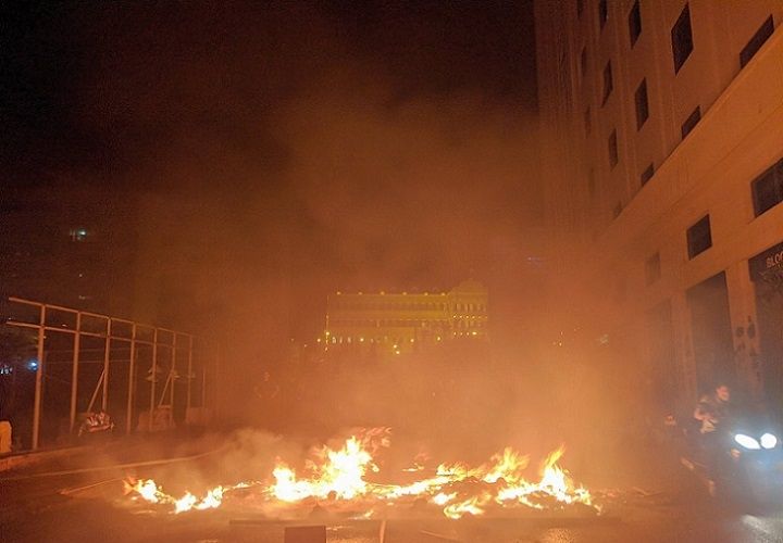 Banki w Libanie płoną. Zdesperowani obywatele wyszli na ulice | FXMAG INWESTOR
