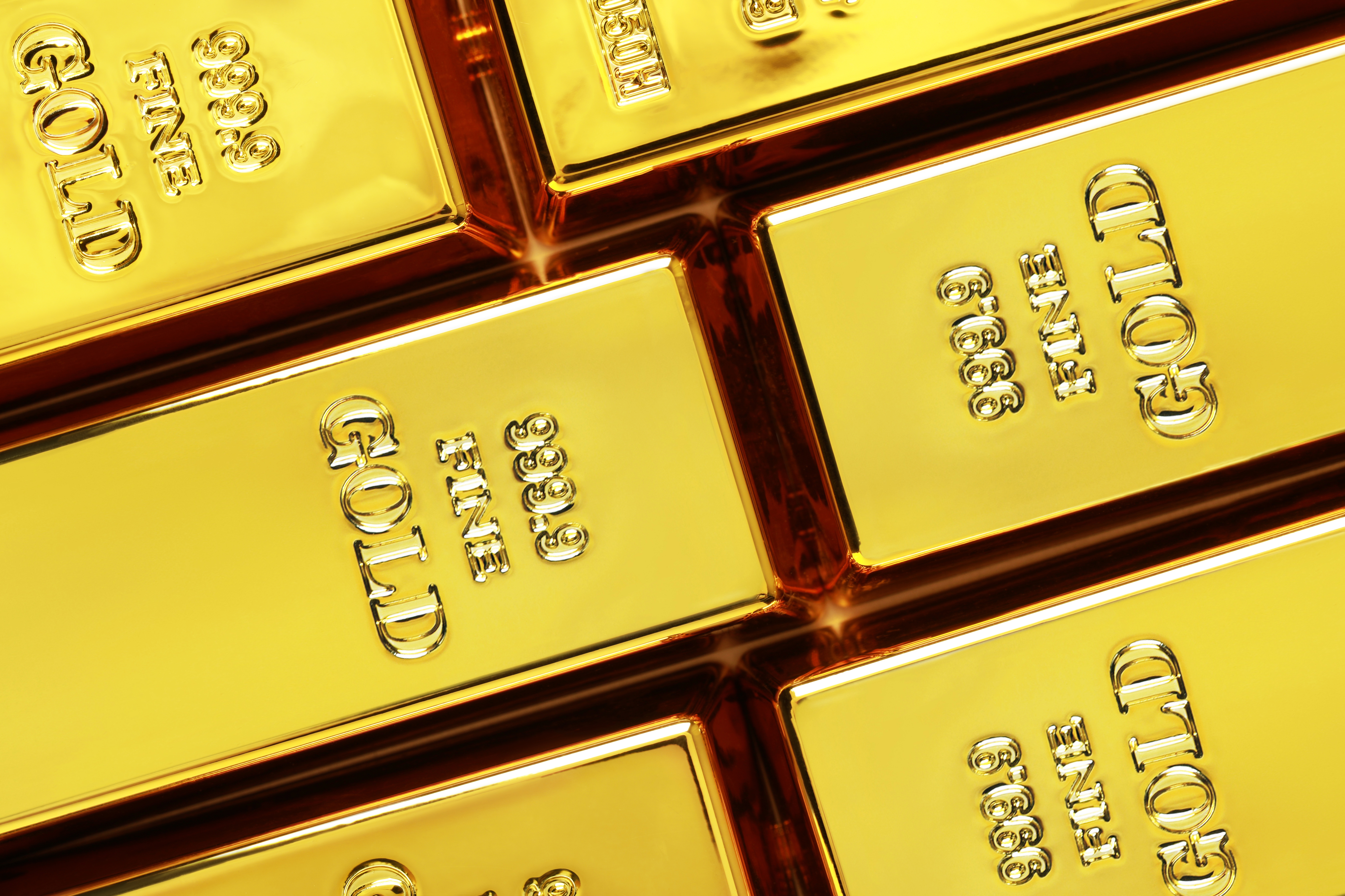 Cena złota w fazie wyczekiwania. Dzisiejsze dane mogą wiele zmienić