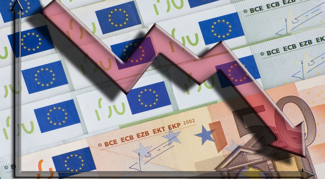 Kursy walut 16.08.: wstrząs na walutach! Kurs euro idzie na łeb! Zobacz, po ile jest frank (CHF), funt (GBP), korona (CZK), euro (EUR), forint (HUF), dolar (USD) | FXMAG INWESTOR