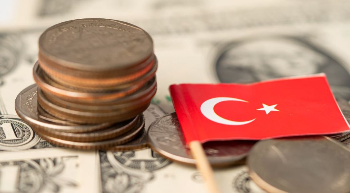 Lira turecka (TRY) kontynuuje rajd po publikacji minutes – kurs USDTRY spadł już o ponad 40% | FXMAG INWESTOR