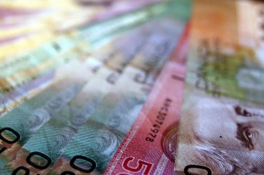 Z walut surowcowych najmocniejszy okazał się dolara kanadyjski. Norweska korona najsłabszą walutą tygodnia